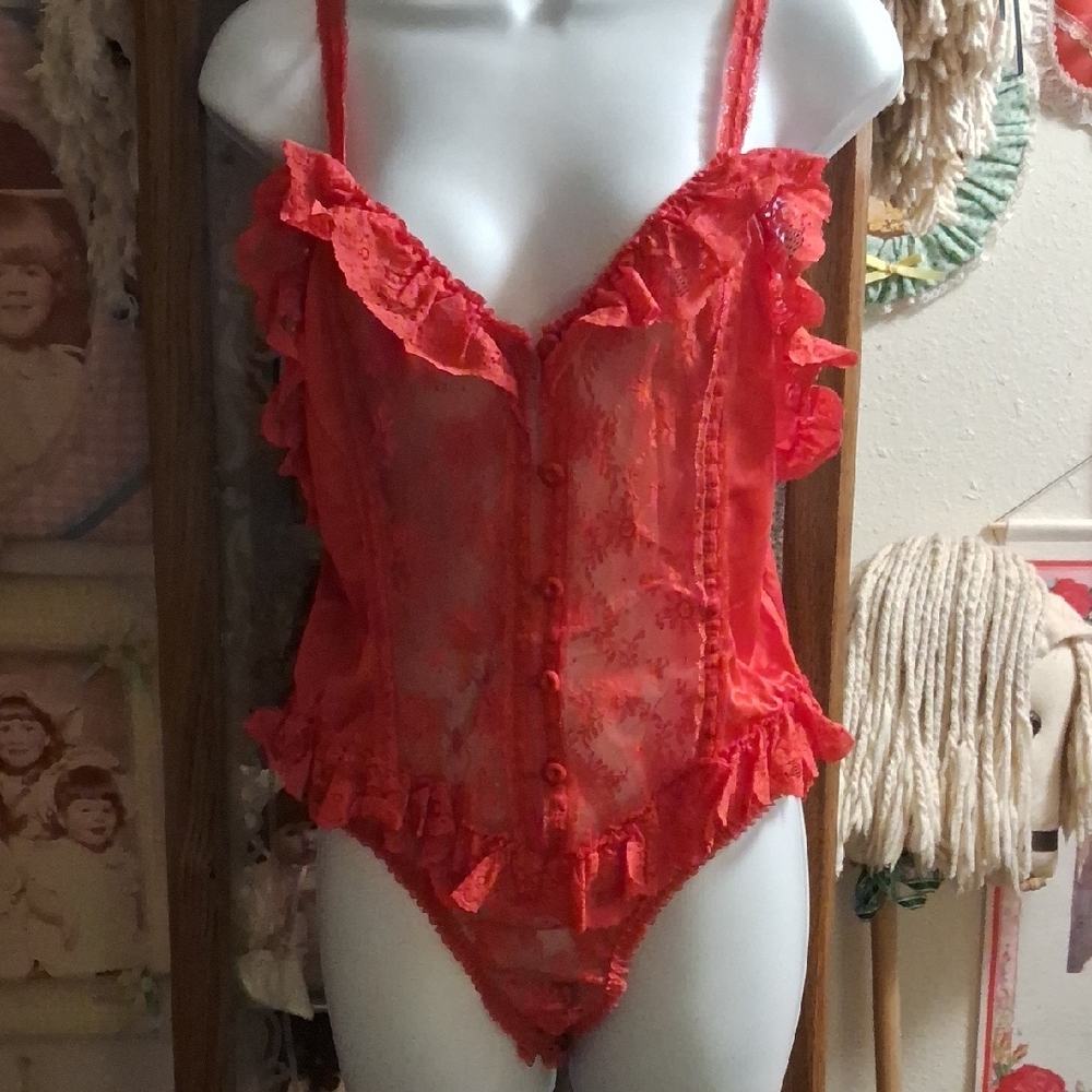 Vintage 90's,Red,Floral, Lace Ruffle, Bodysuit/Teddy ❤️